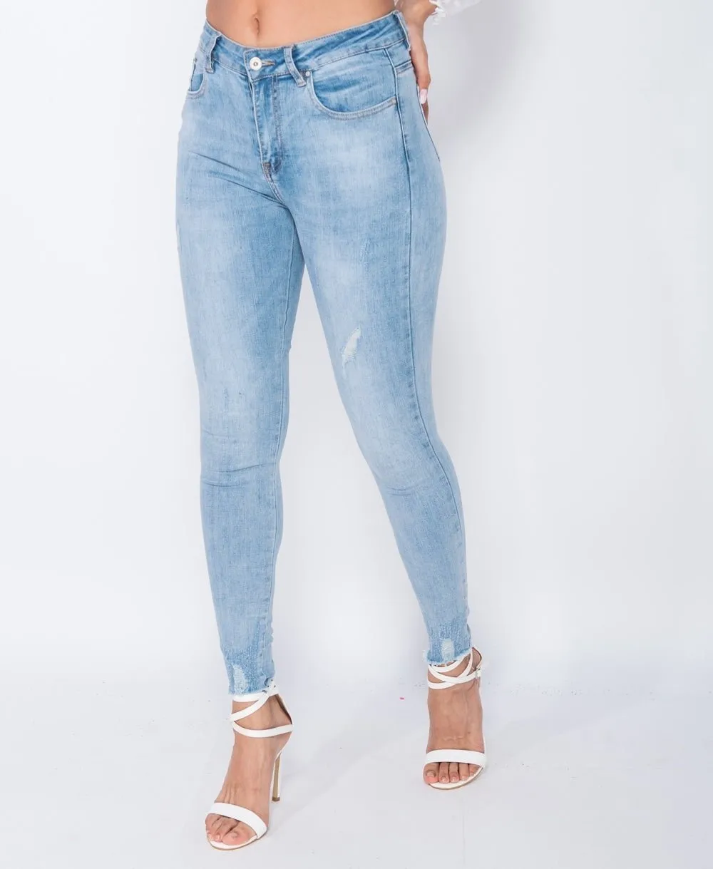 Frayed Hem Mid rise Skinny Jean