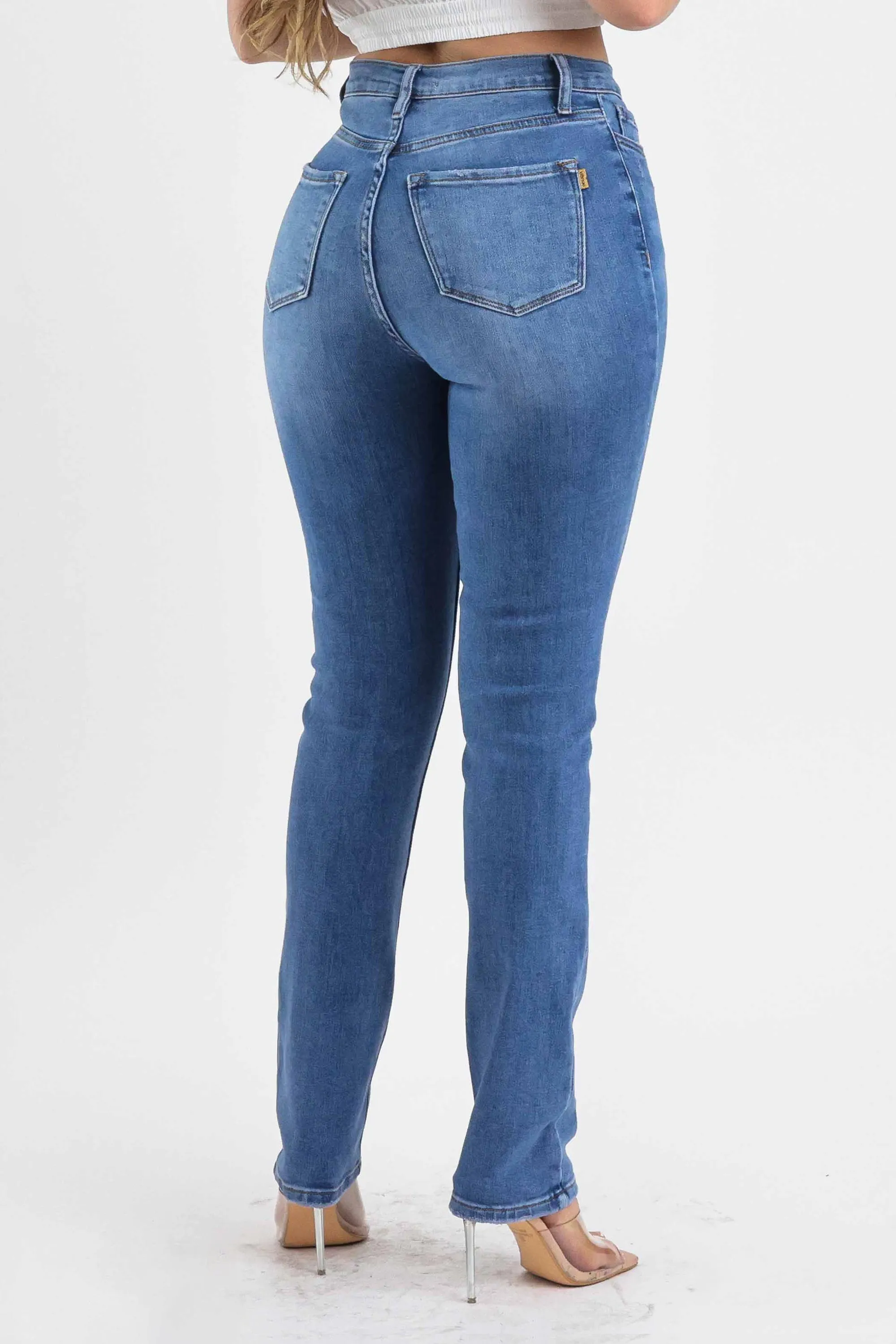 In Real Straight Jeans