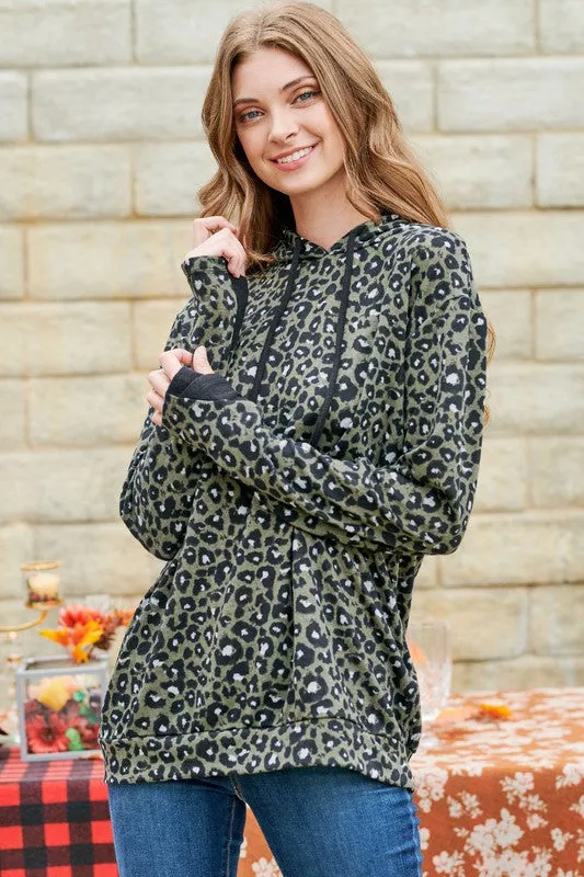 LEOPARD PRINTED HOODED TOP