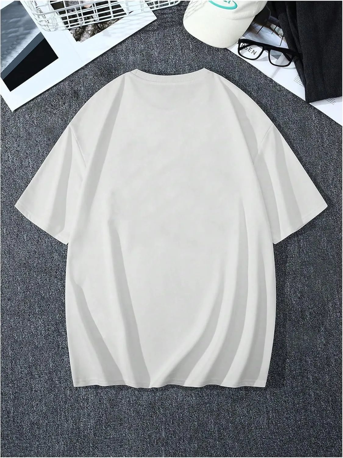 Verdusa Men's Oversized Tshirts Drop Shoulder Graphic Tees Short Sleeve Going Out Tops